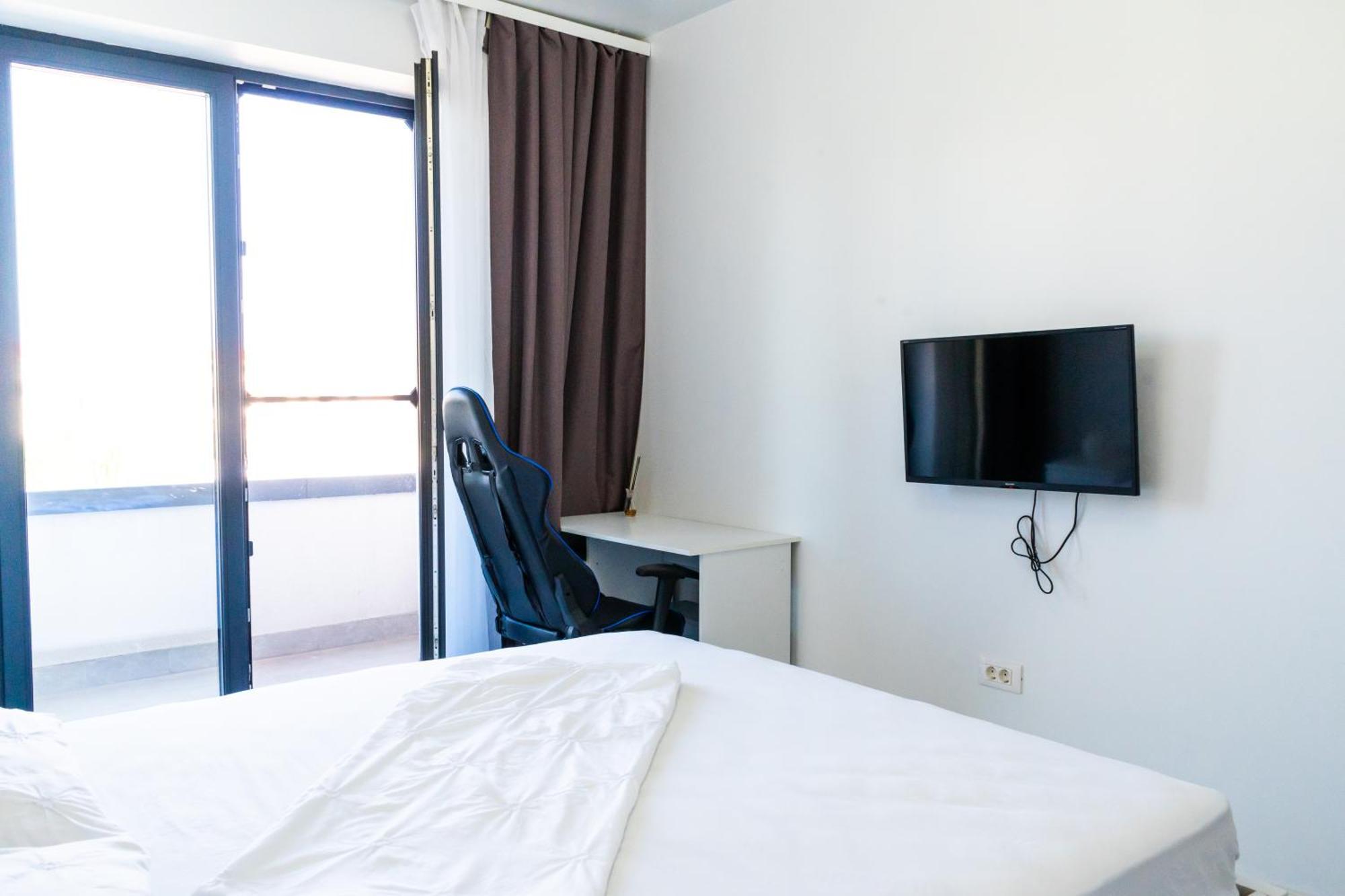 Alexis Spacious Classic Apartment ママイア エクステリア 写真